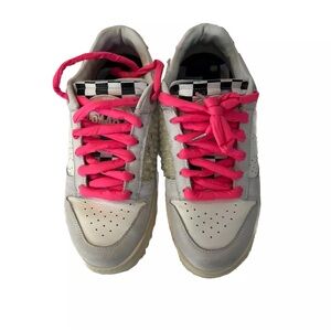 P448 Mason Sneaker White/Chess leather Puffy Pink Laces Size 40 US Size 9.5